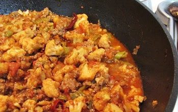kiymali-karnibahar-yemegi