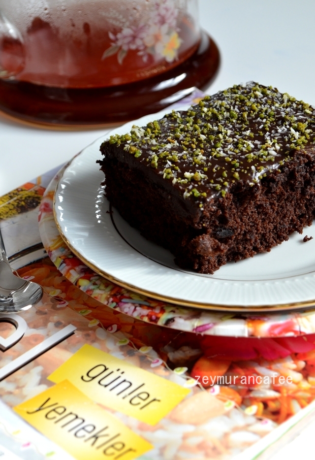 Yumurtasız Çikolata Soslu Kakaolu Kek 2 DSC_0365