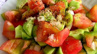 domates-salatalik-salatasi