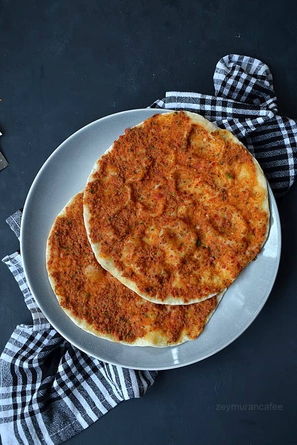 Ev Yapımı Lahmacun Tarifi 7 DSC 0066