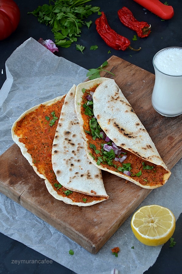 Ev Yapımı Lahmacun Tarifi 11 DSC 0277