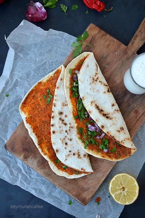 Ev Yapımı Lahmacun Tarifi 9 DSC 0287