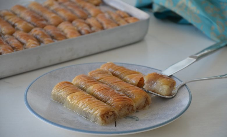 El Açması Burgu Baklava Tarifi 1 elde açma burgu baklava