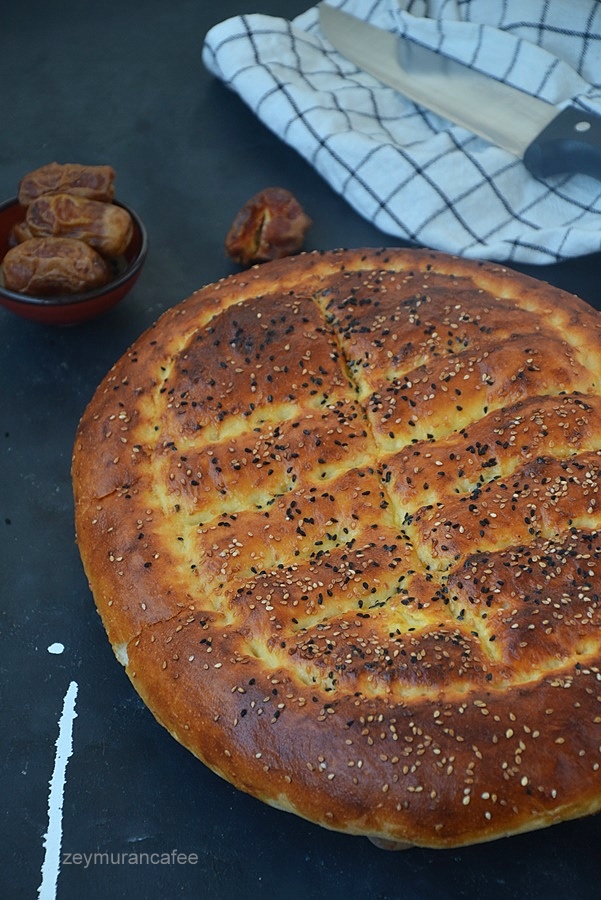 Tam Ölçülü Ramazan Pidesi Tarifi 8 DSC 0179