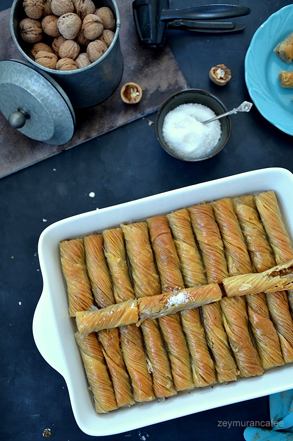 El Açması Burgu Baklava Tarifi 5 DSC 0244